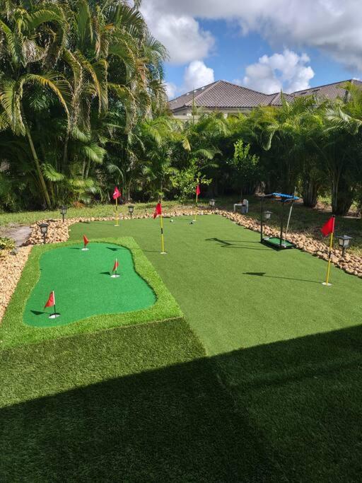 Sunny Oasis Getaway -Heated Pool-Mini Golf-Near Beach Nokomis Exterior foto