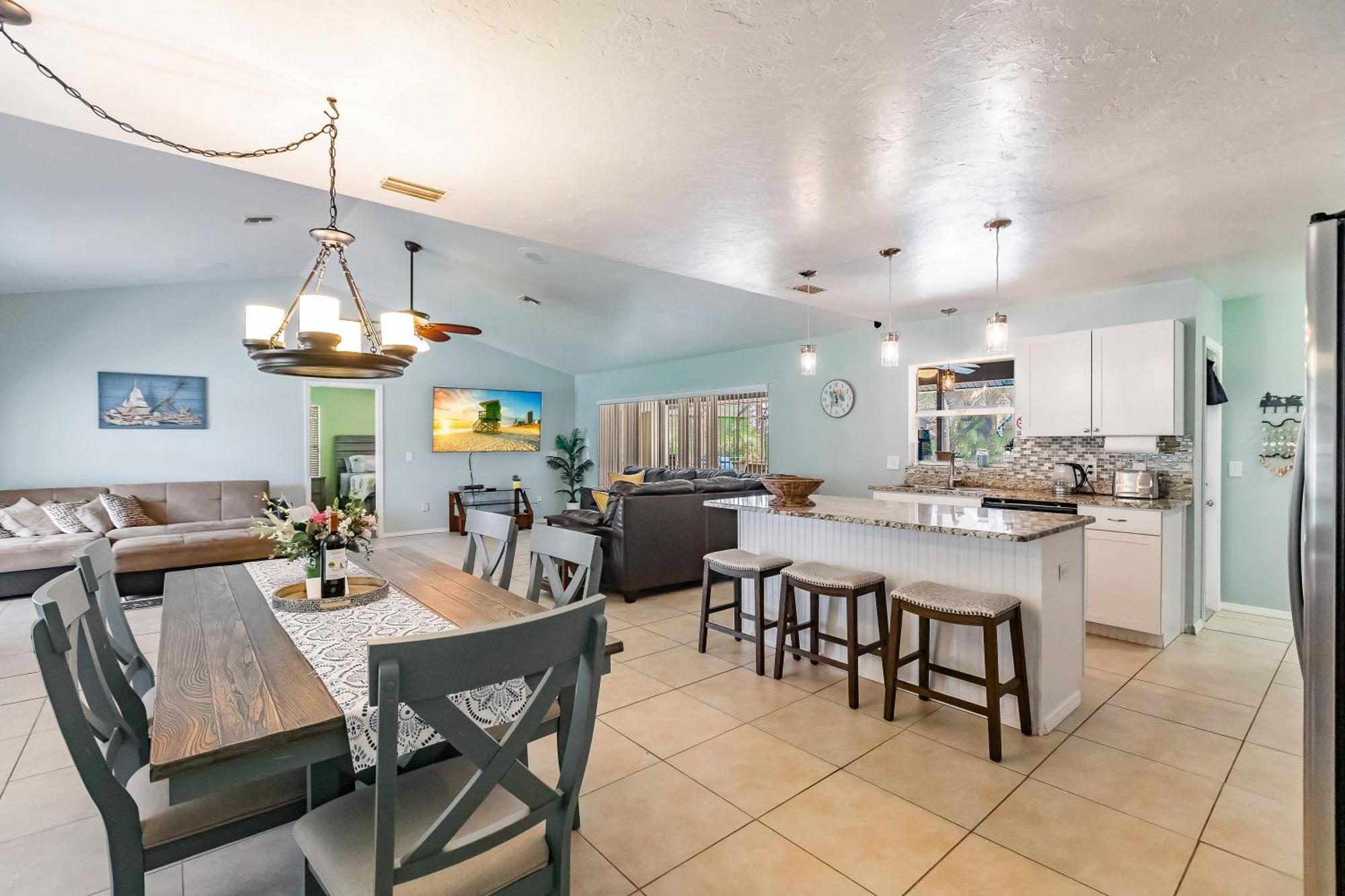 Sunny Oasis Getaway -Heated Pool-Mini Golf-Near Beach Nokomis Exterior foto